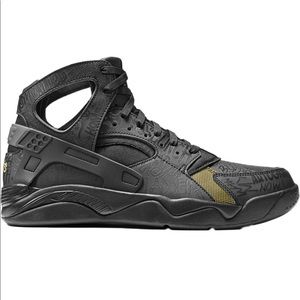 Nike Air Flight Huarache “Trash Talk”